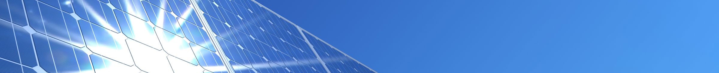 Solskinn på solcellepaner