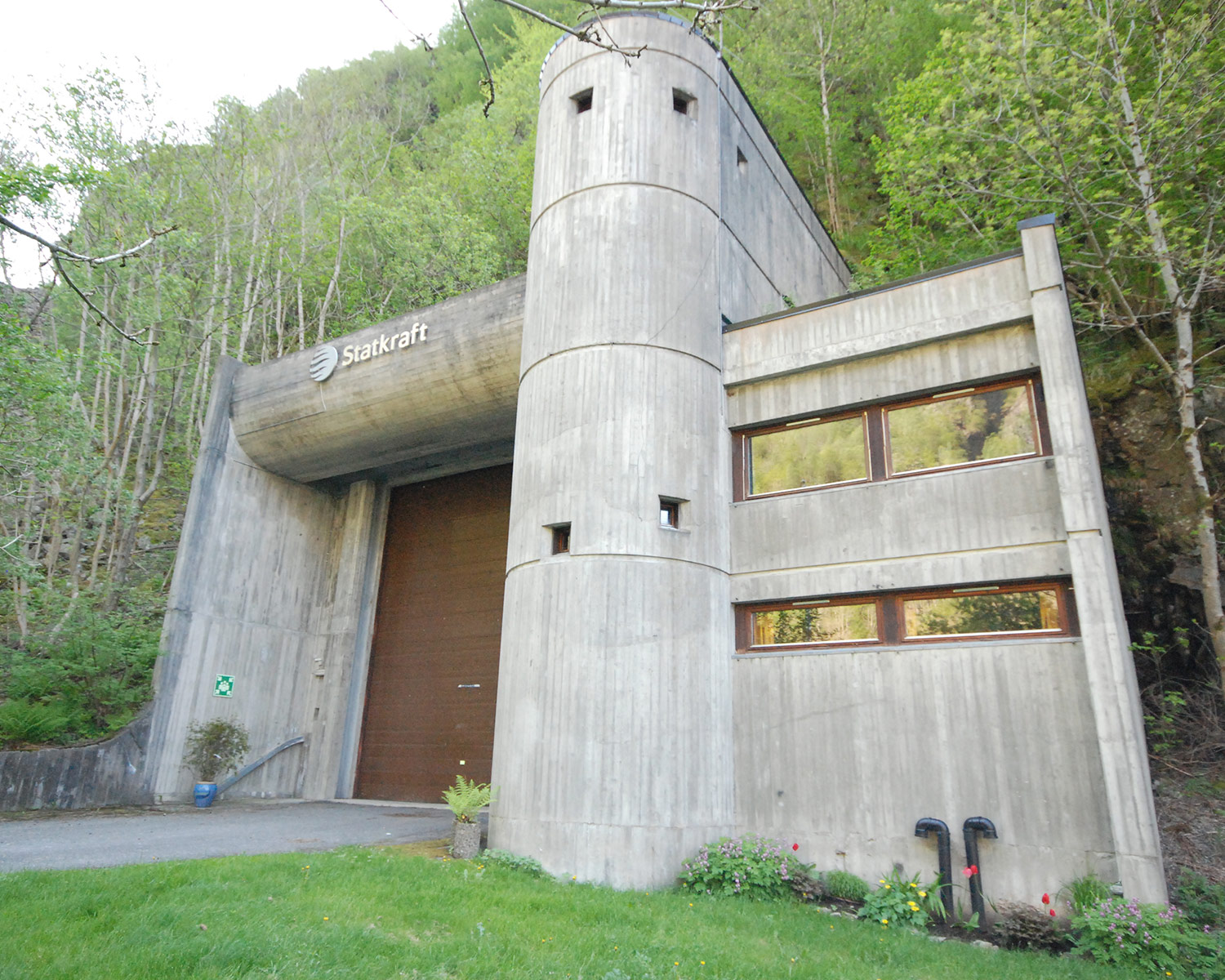 Portalbygget til Hylen kraftverk.