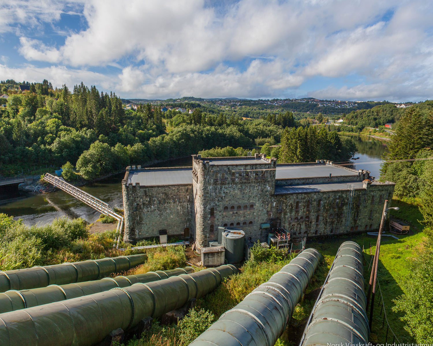Nedre Leirfoss kraftverk