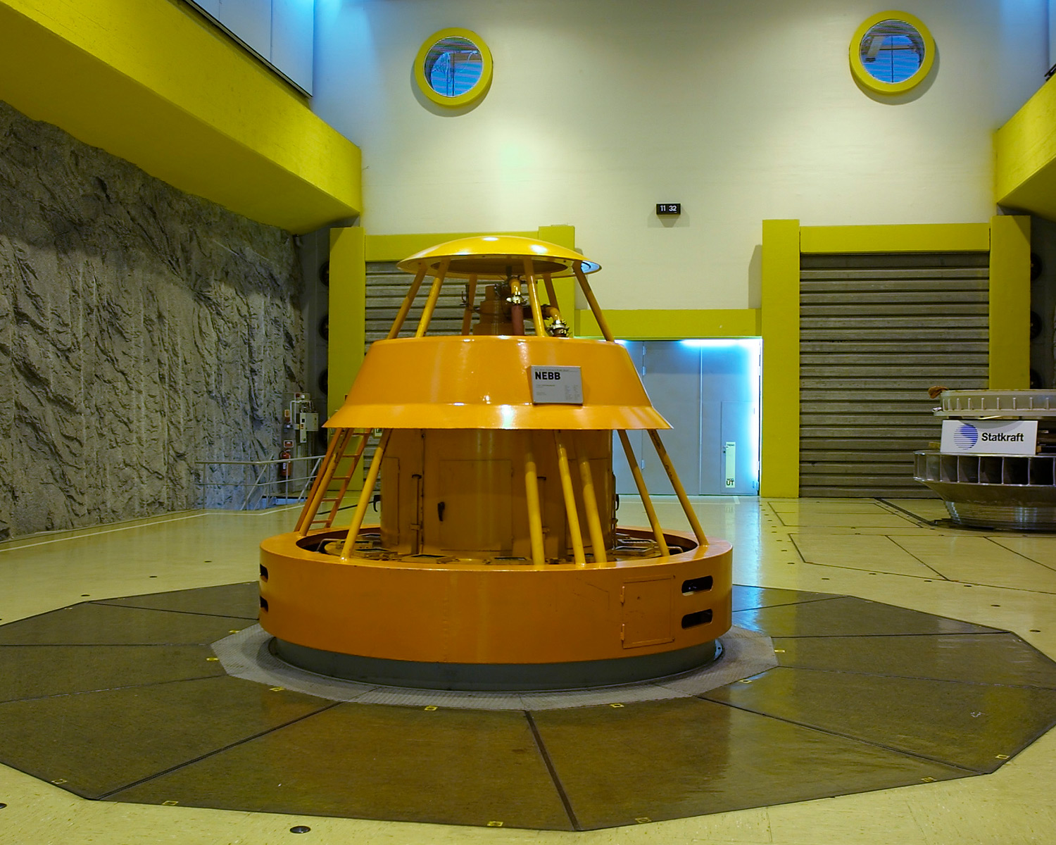 Toppen av et aggregat i Oksla kraftstasjon.