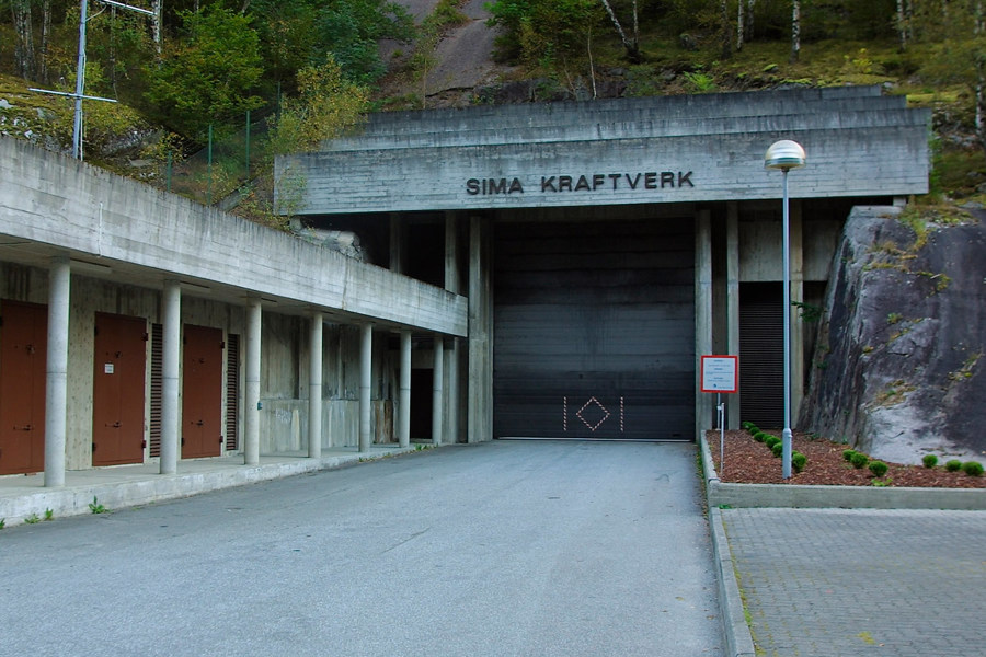 Portalbygningen til Sima kraftverk.