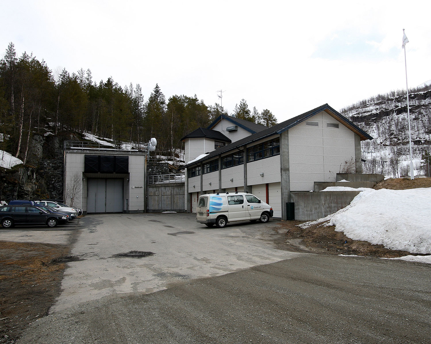 Portalbygningen til Straumsmo kraftverk.