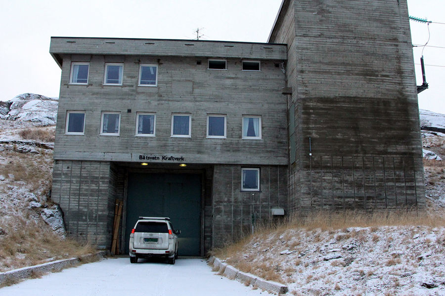Båtsvatn kraftverks portalbygg.