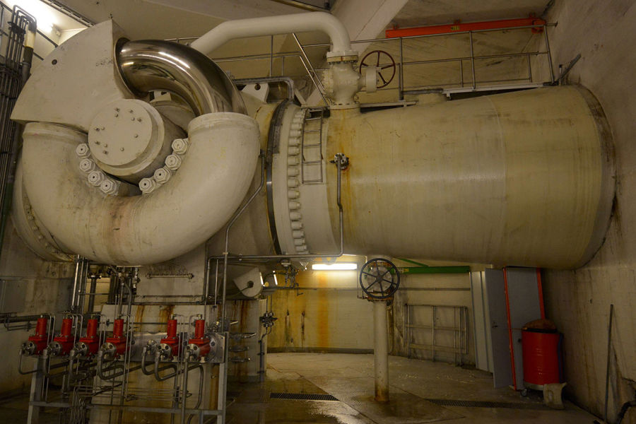 Kuleventilen regulerer en vanngjennomstrømming på inntil 70.000 liter i sekundet.
