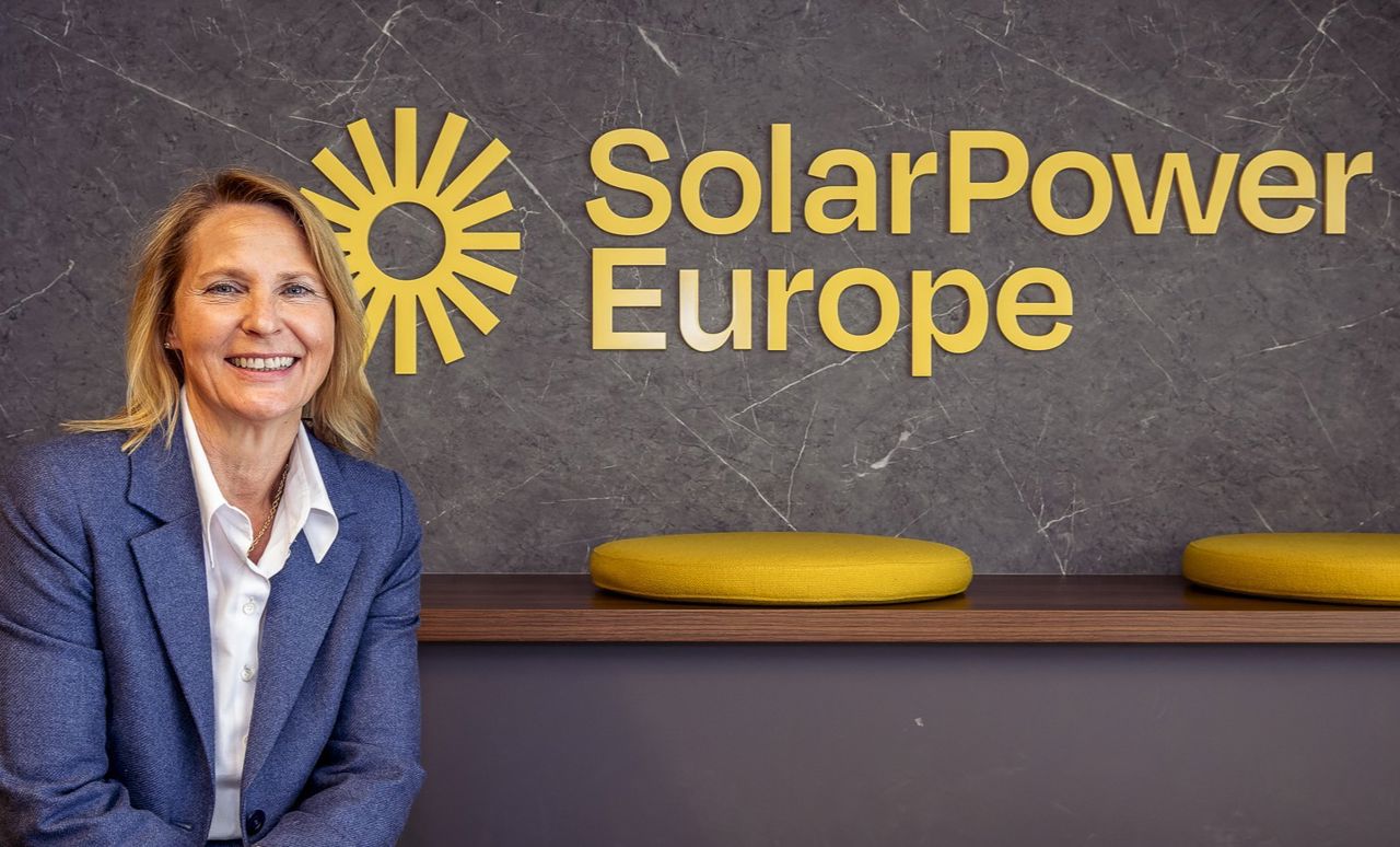 EVP Europa, Barbara Flesche