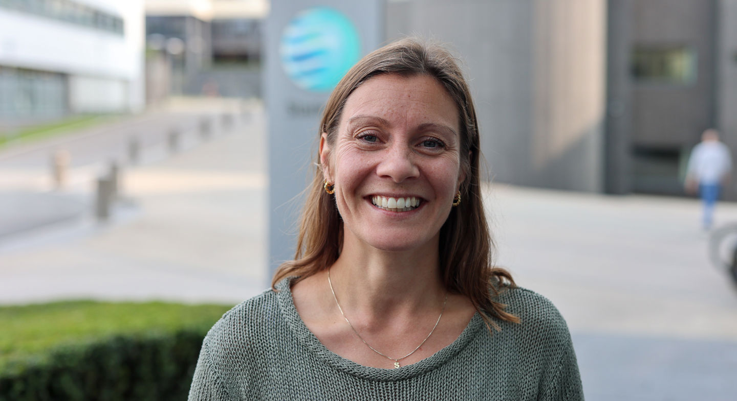 Mari Langehaug smiler til kameraet